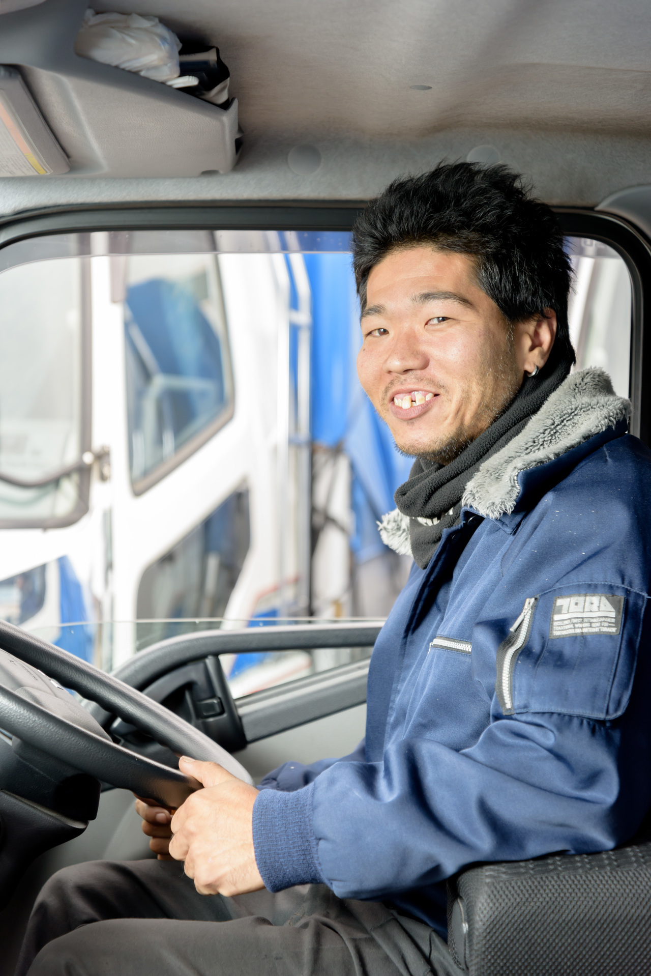 吉田運輸のドライバー写真